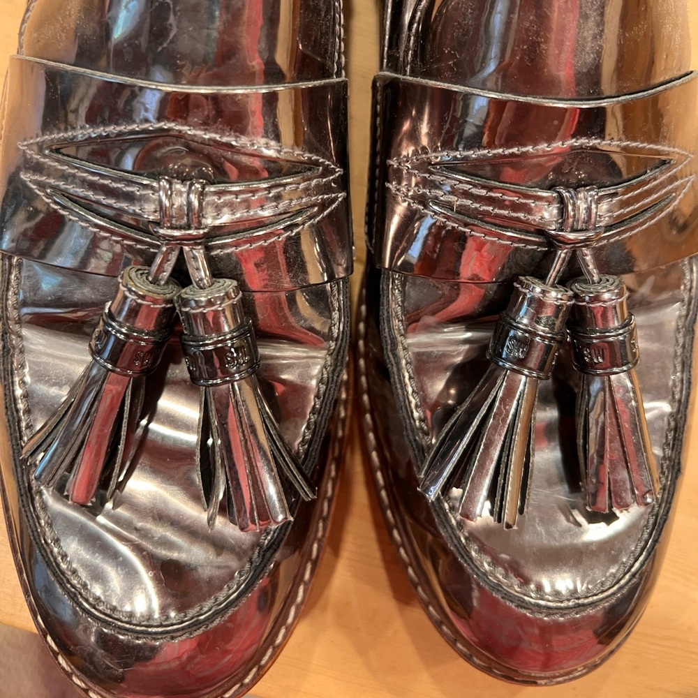 Stuart Weitzman Manila Loafers 10 Silver